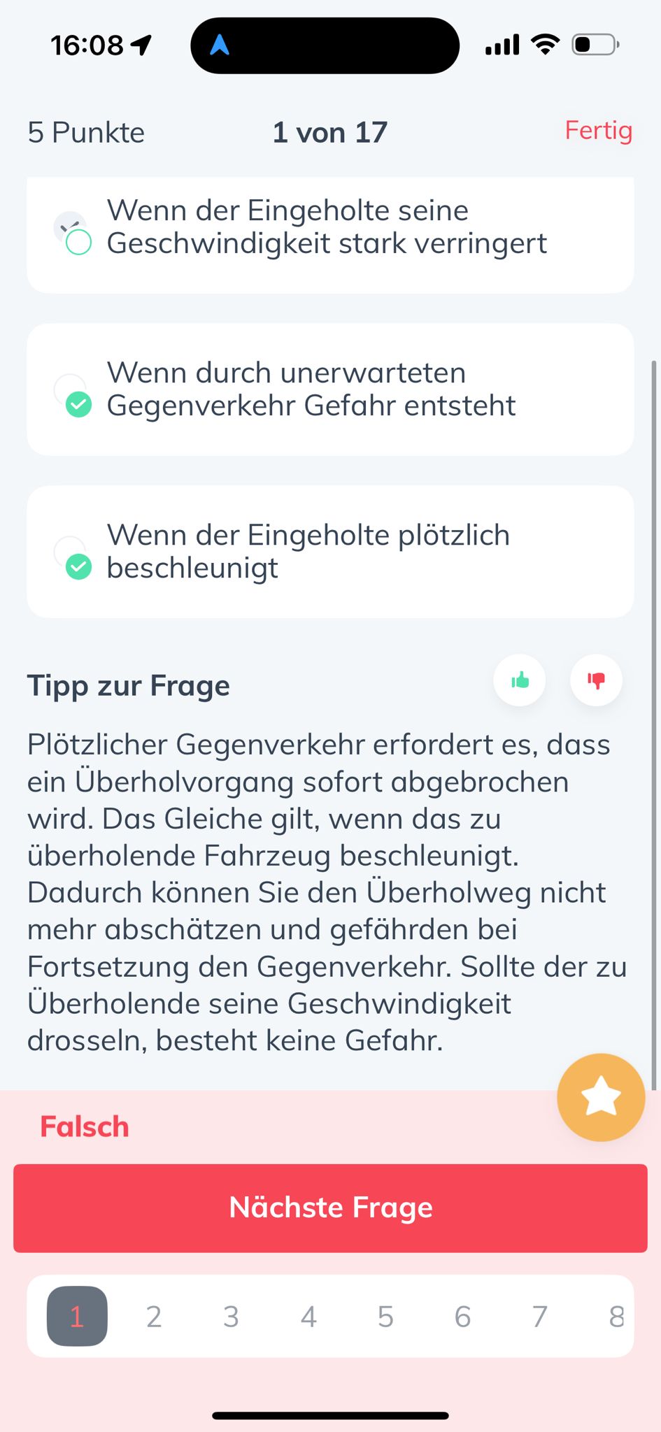 Quizfrage auf Smartphone mit Antwortmöglichkeiten und grünem Tipp.
