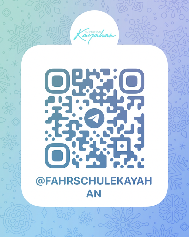 Ein blauer QR-Code vor einem Hintergrund mit pastellfarbenen Schneeflocken.